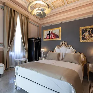 https://luxury-liberty-house.in-sardinia.net