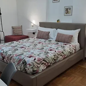 https://royal-poerio.hotels-amalfi.com